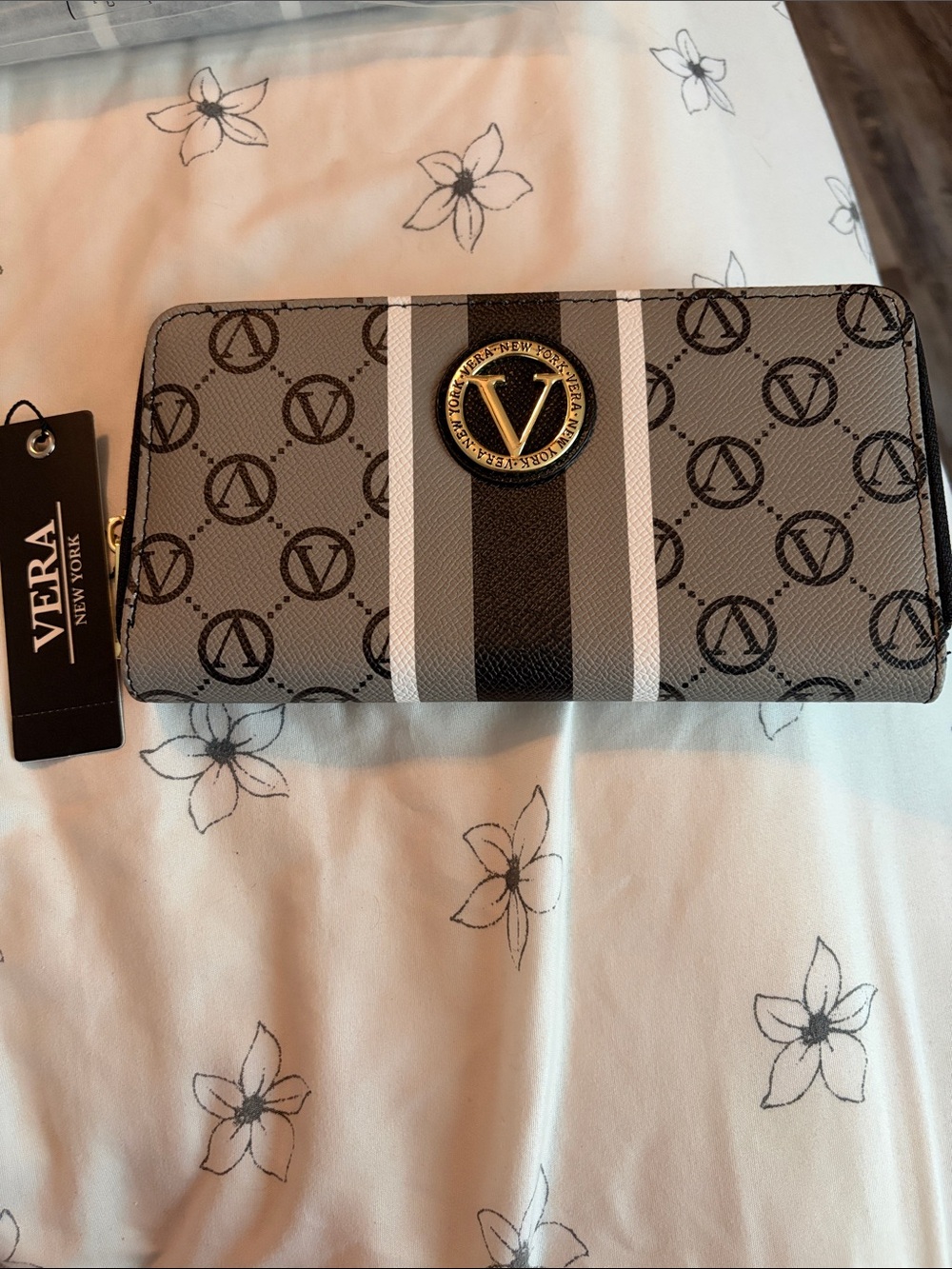 MWT Vera New York Gray Logo Zip Wallet with Stripe Detailβ